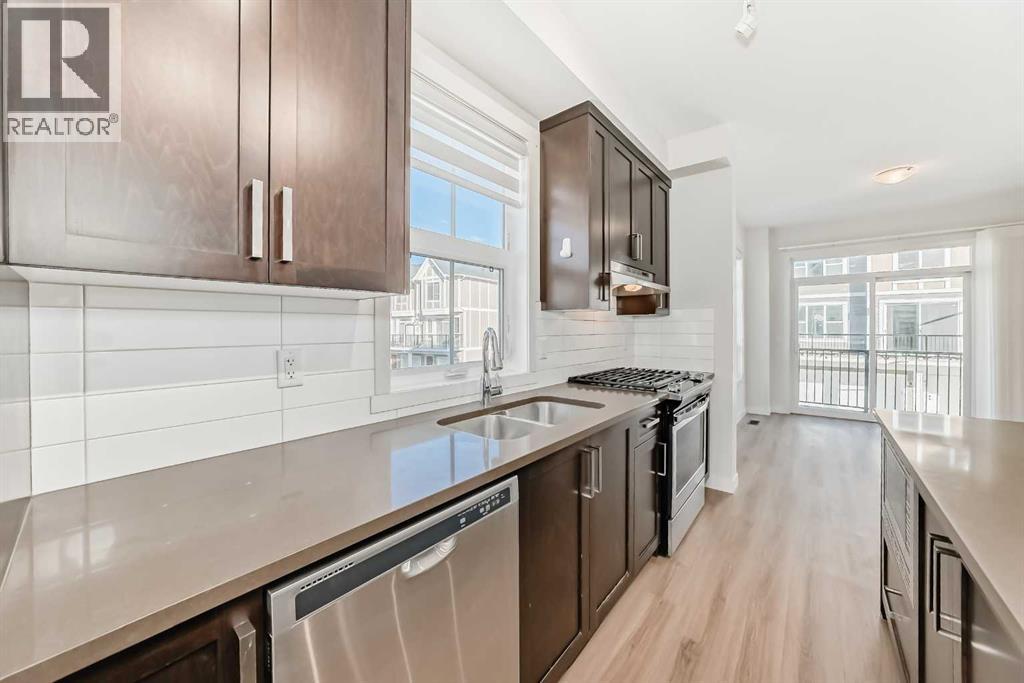 Single Family House for Sale in  Sherwood Boulevard NW Sherwood Calgary 