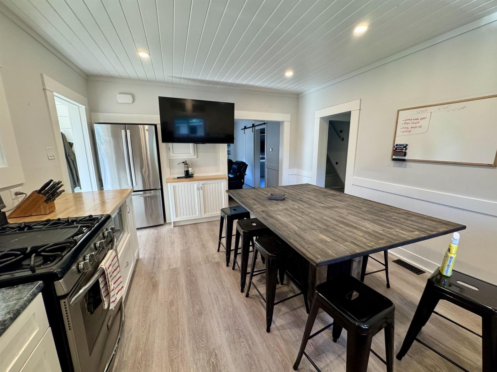 House in Harrison Hot Springs - Image 27