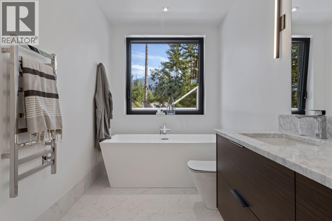 8328 NEEDLES DRIVE, Whistler