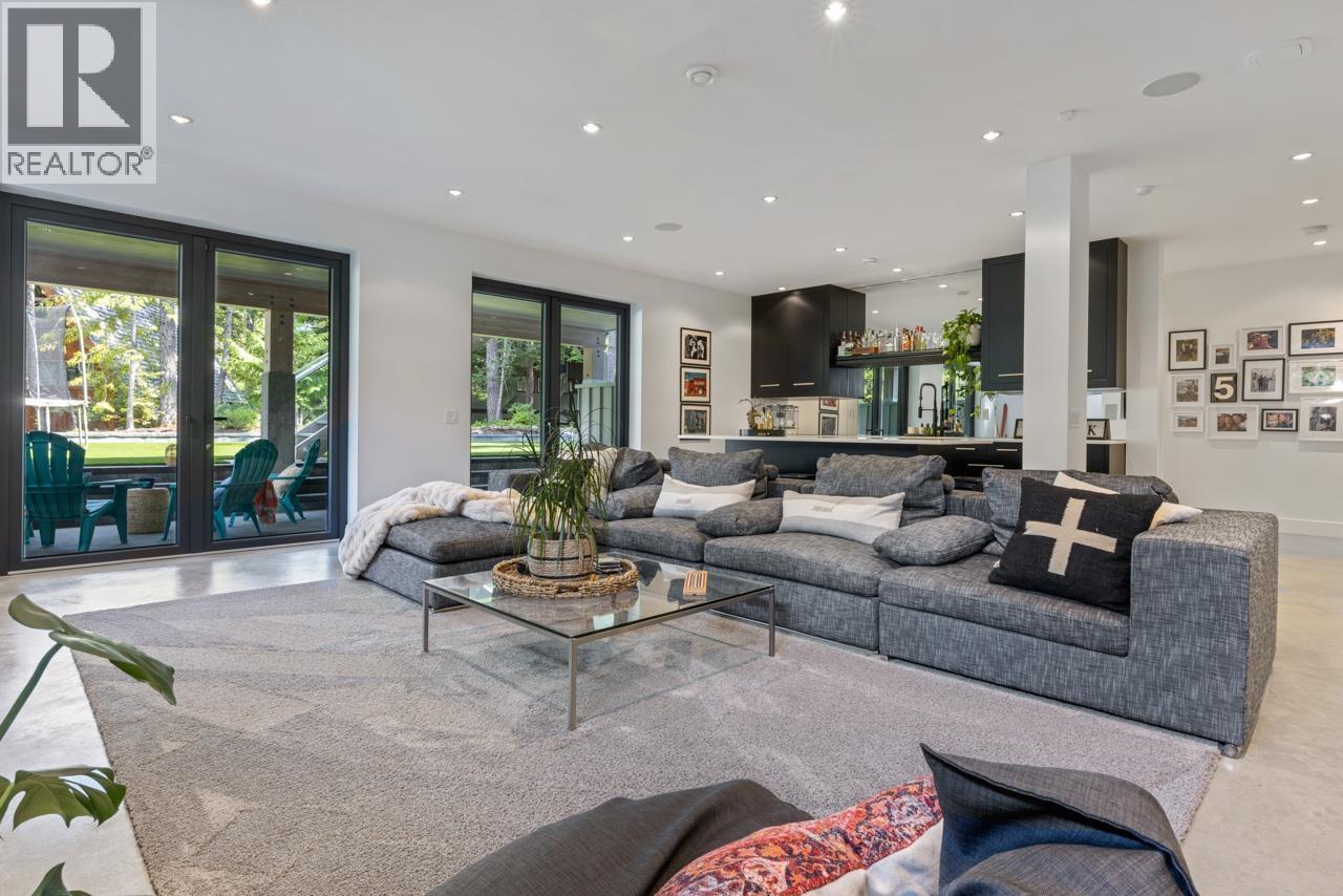 8328 NEEDLES DRIVE, Whistler