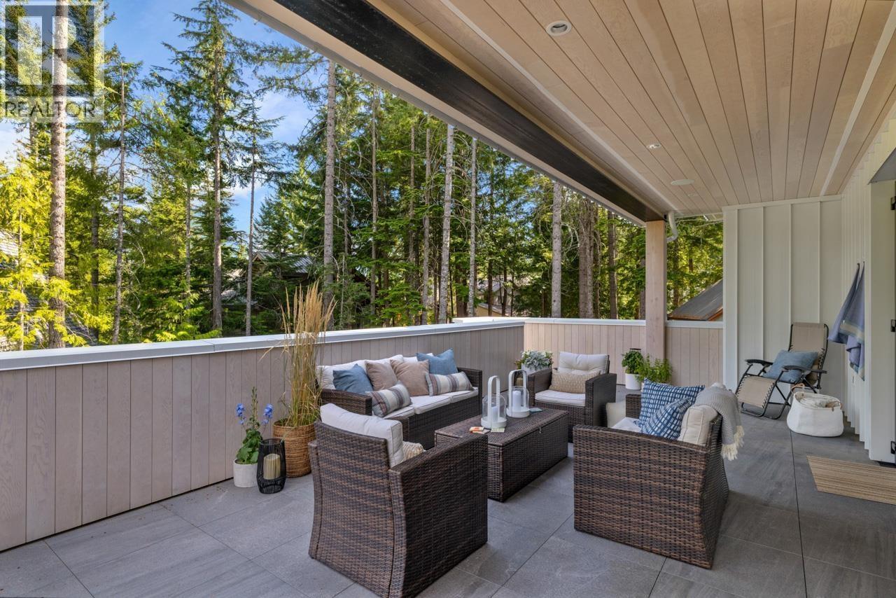 8328 NEEDLES DRIVE, Whistler