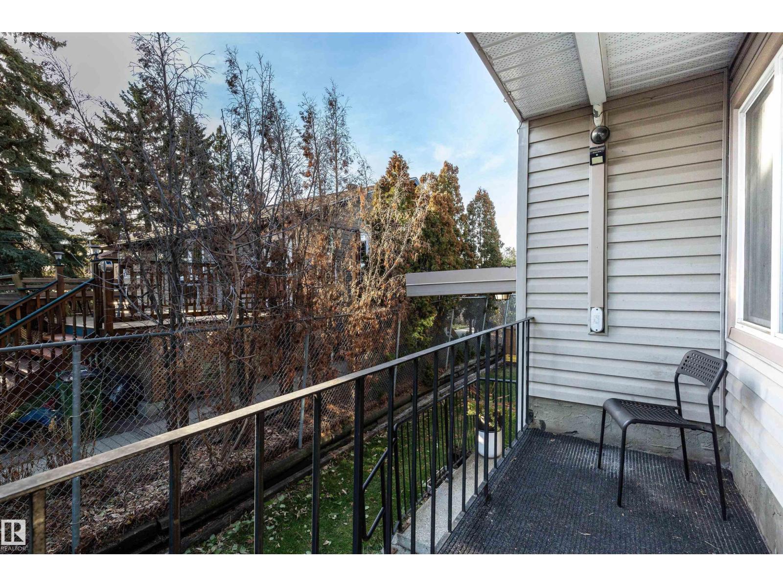 #6 15431 93 AV NW, Edmonton