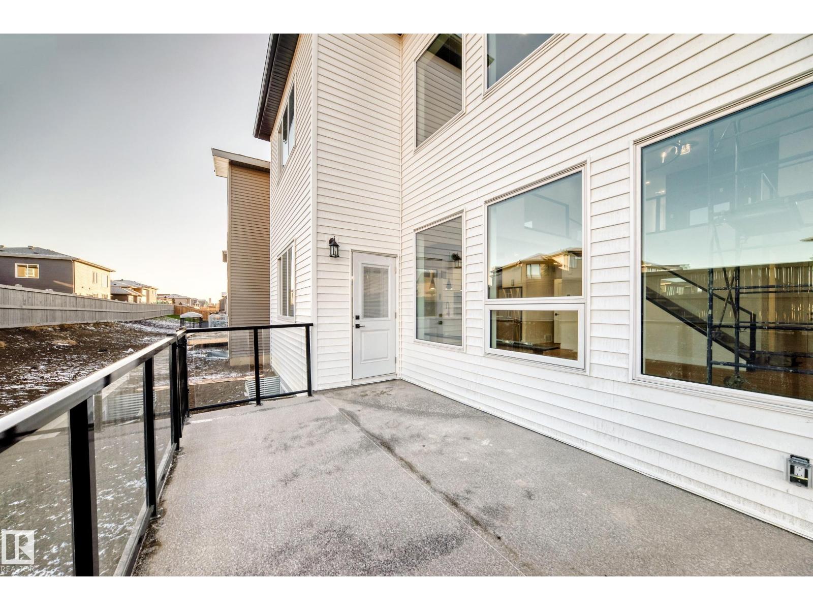 7025 KIVIAQ CR SW, Edmonton