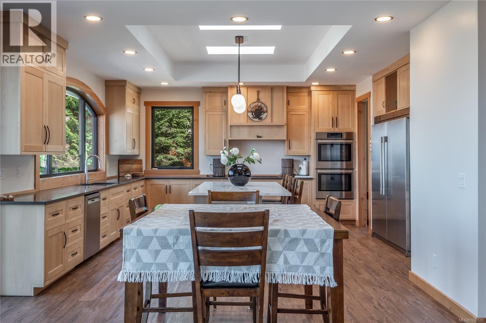 573 Horseshoe Rd, Gabriola Island