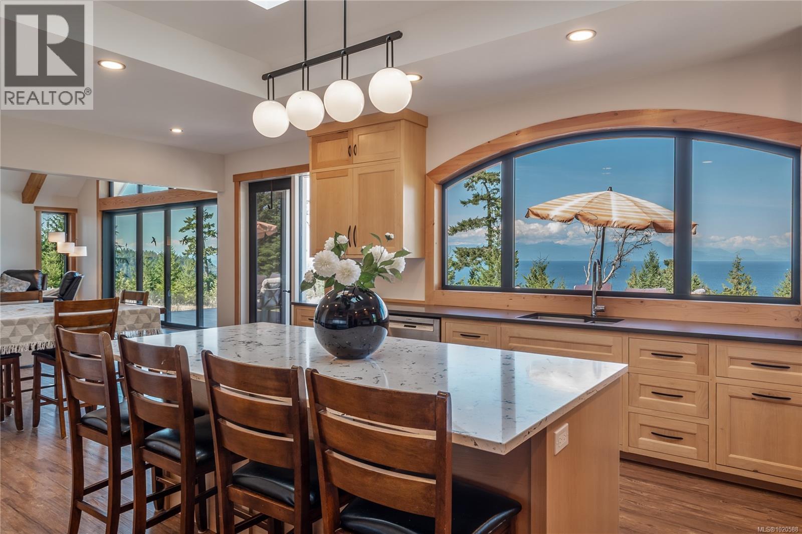 573 Horseshoe Rd, Gabriola Island