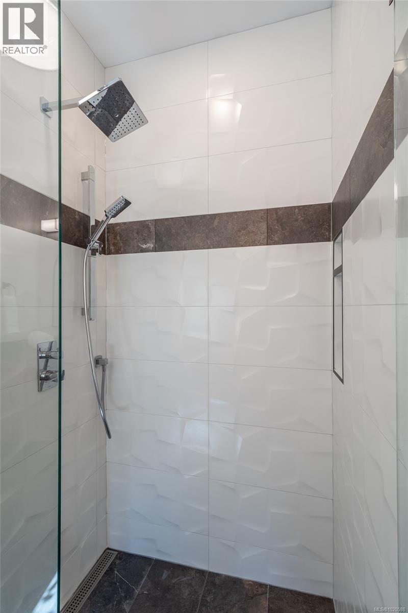 573 Horseshoe Rd, Gabriola Island