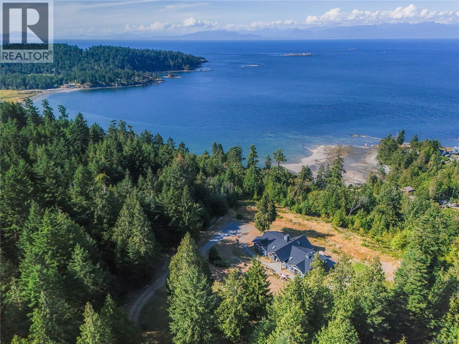 573 Horseshoe Rd, Gabriola Island