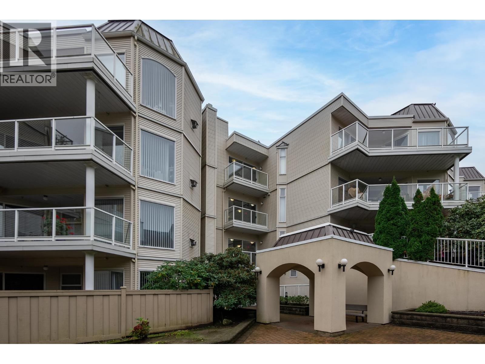 320 1220 LASALLE PLACE, Coquitlam