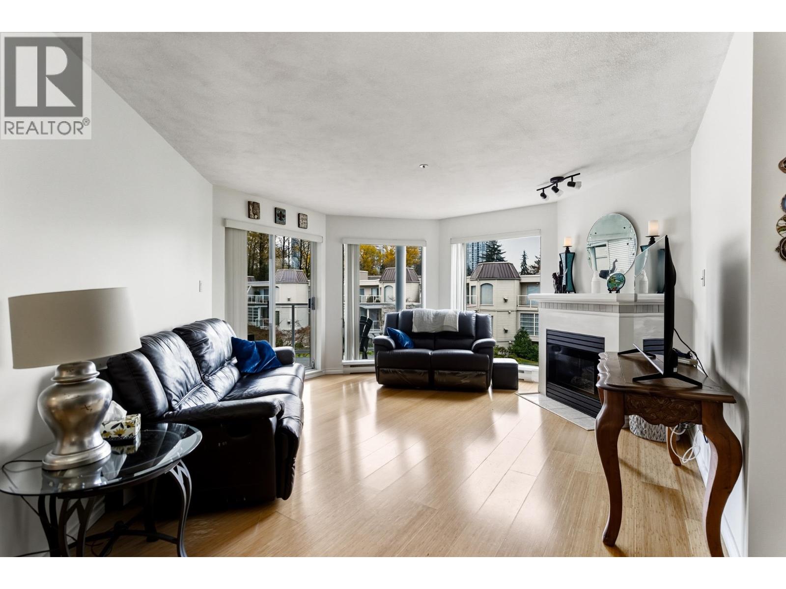 320 1220 LASALLE PLACE, Coquitlam