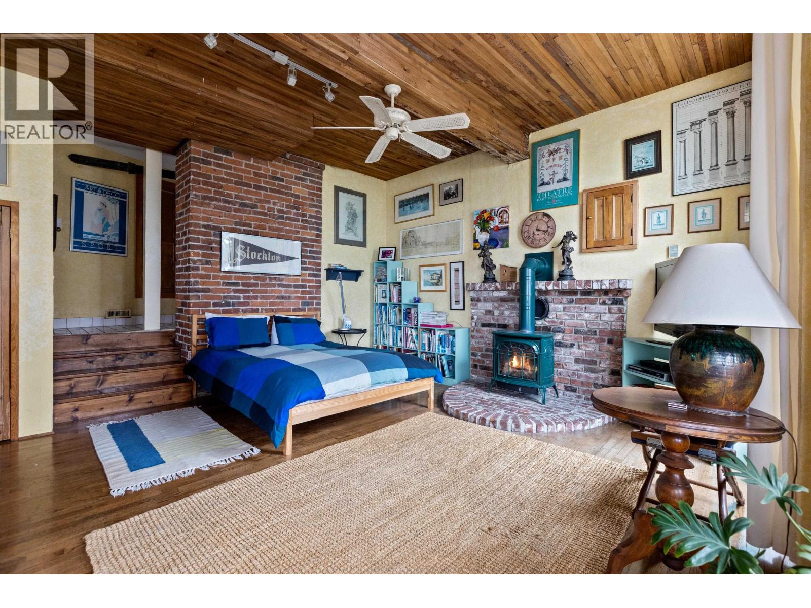 3615 SUNSET LANE, West Vancouver