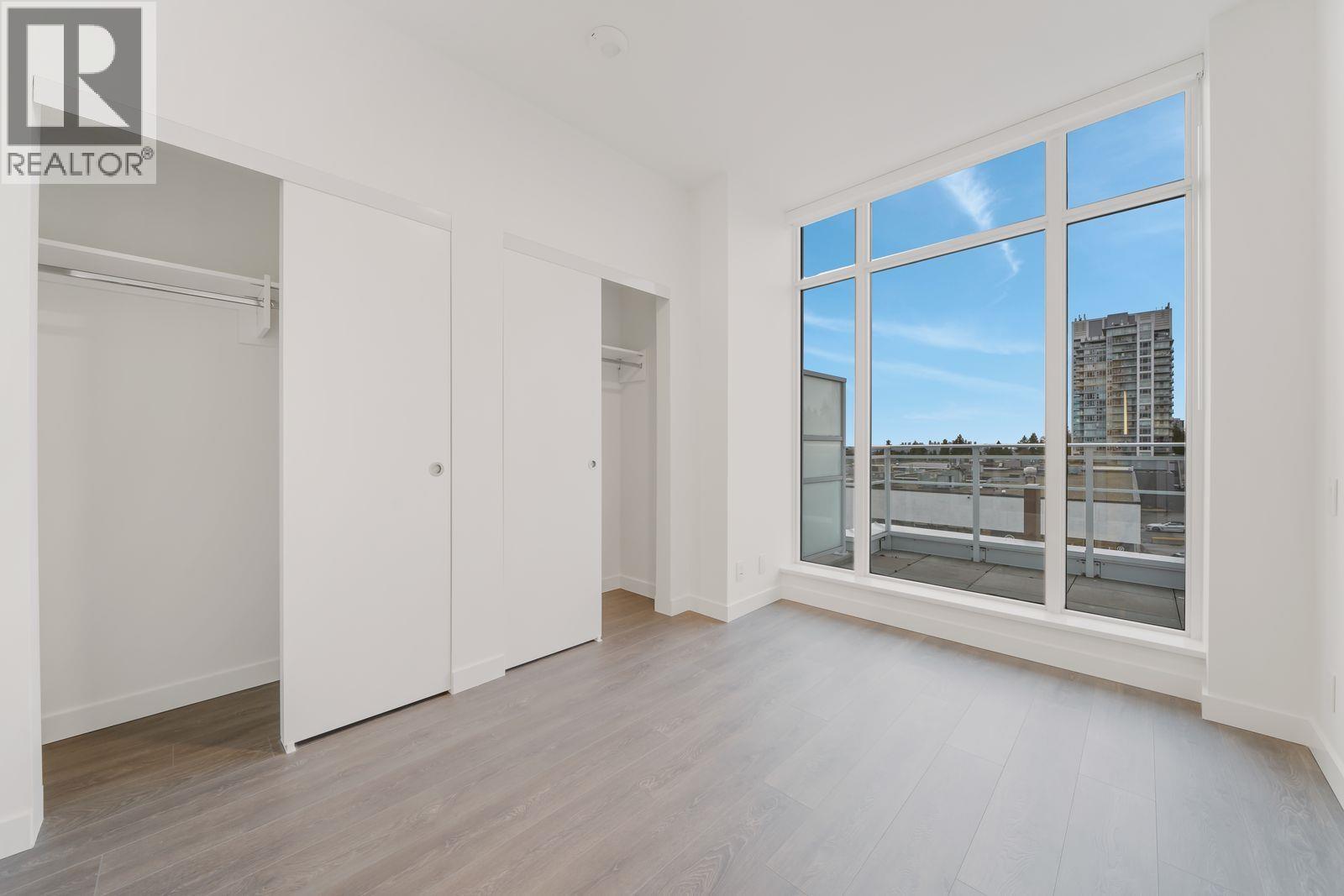 303 505 NELSON STREET, Coquitlam