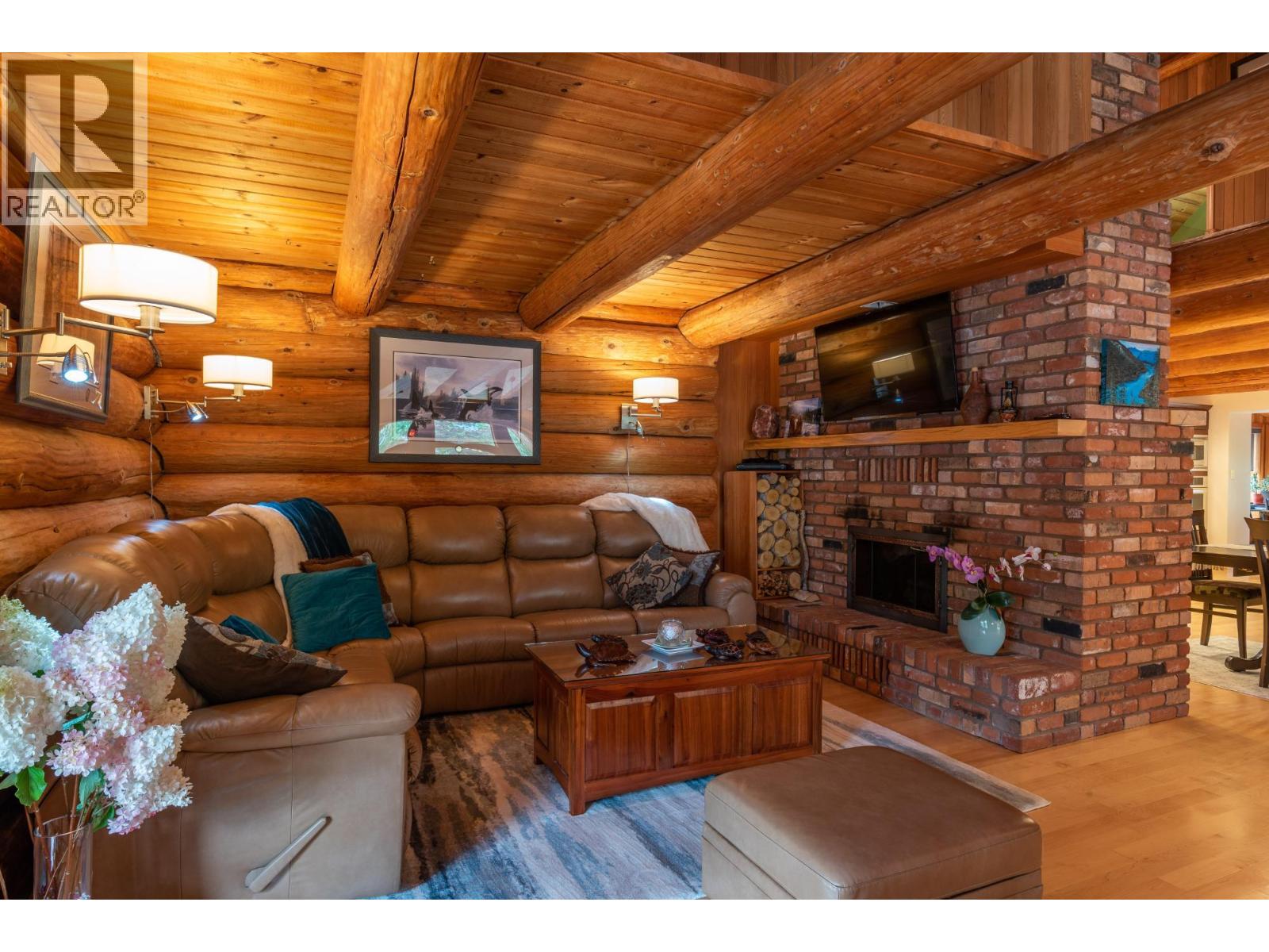  906 JAMES Road, Shoreacres