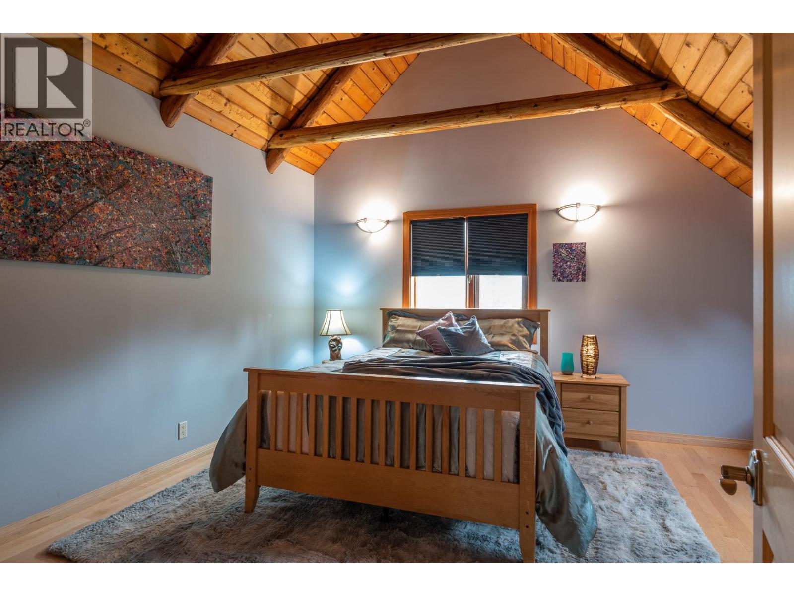  906 JAMES Road, Shoreacres