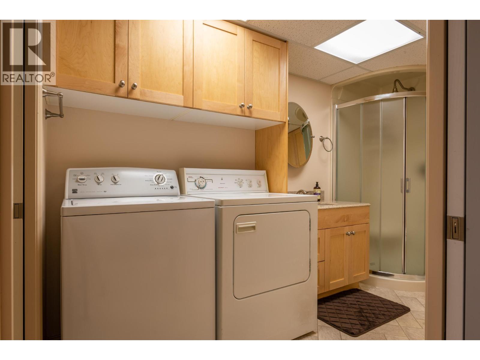  906 JAMES Road, Shoreacres