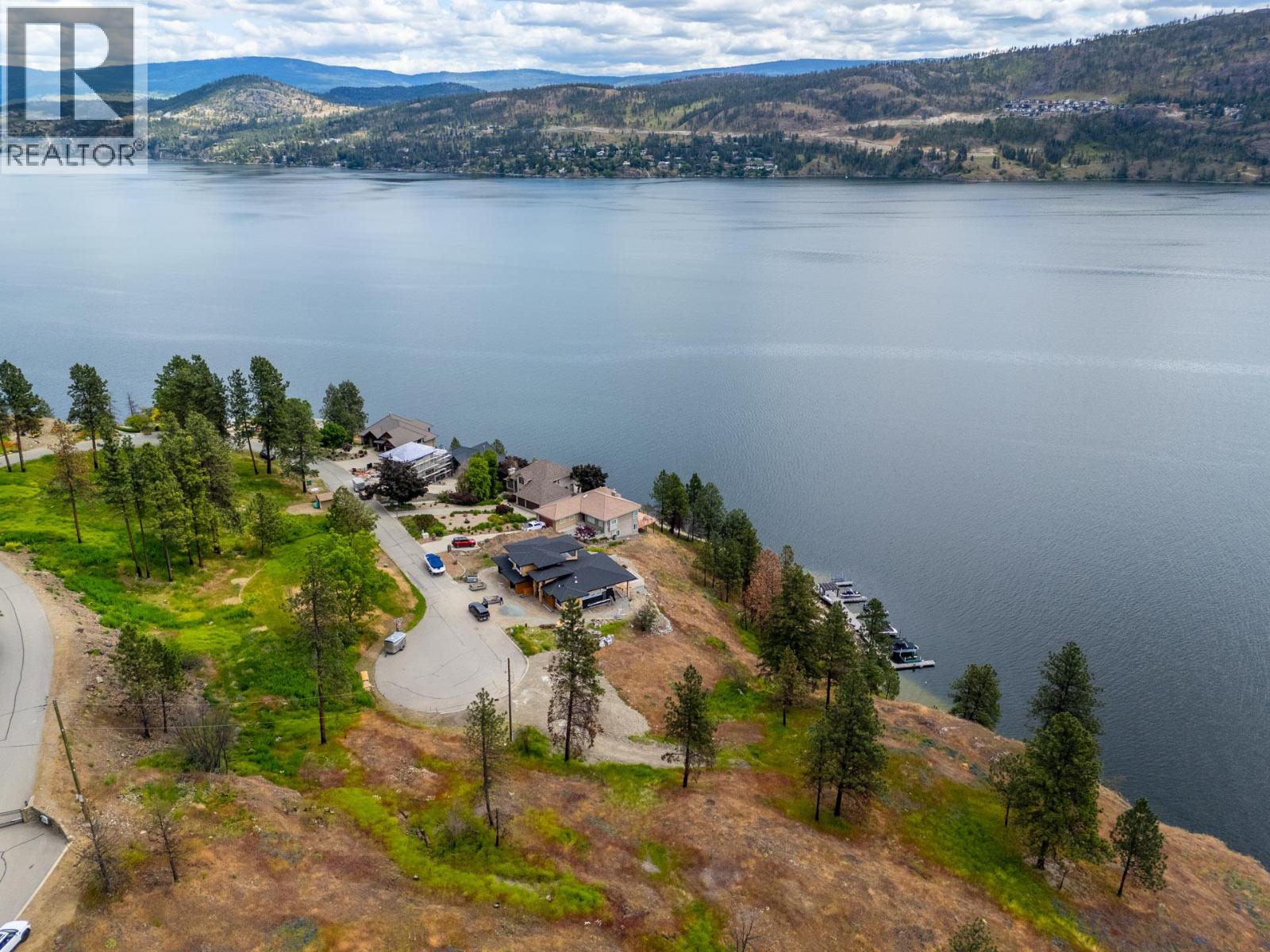  695 Westside Road North, Kelowna