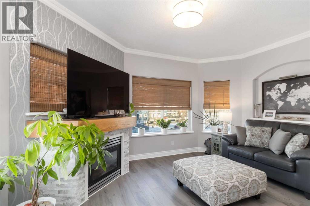 9918 Gordon Avenue, Fort McMurray