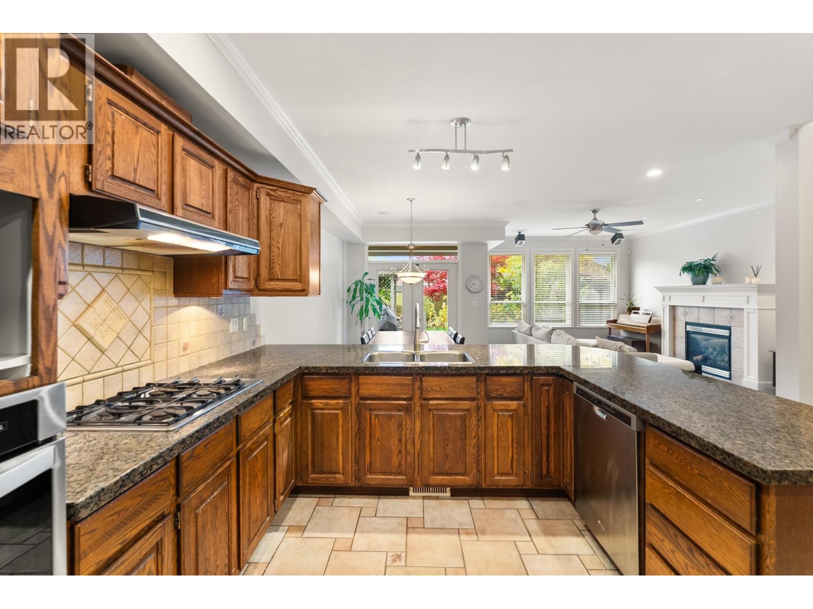 3880 GARRY STREET, Richmond