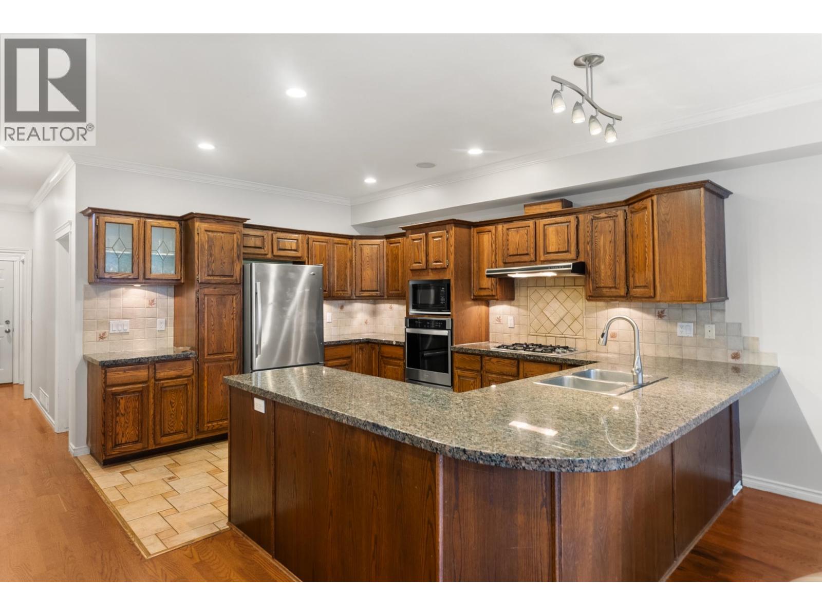 3880 GARRY STREET, Richmond