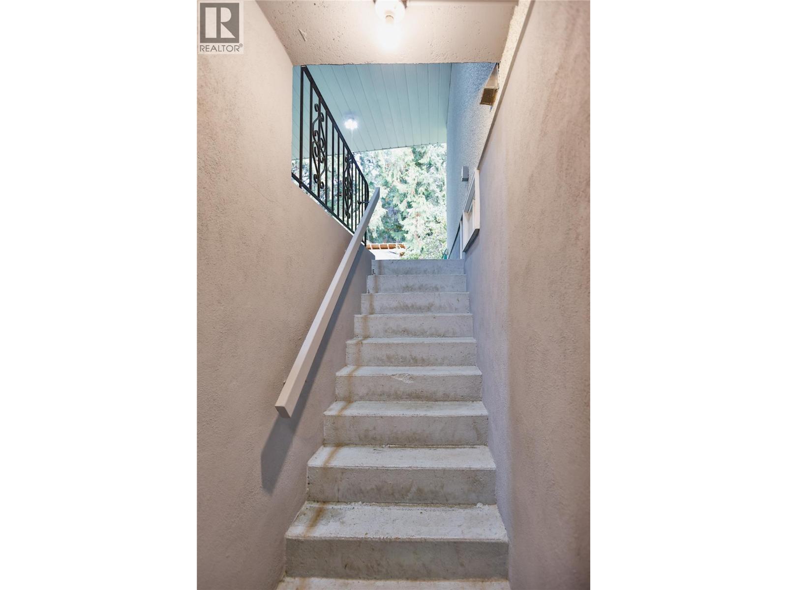 1438 Nichol Road, Revelstoke