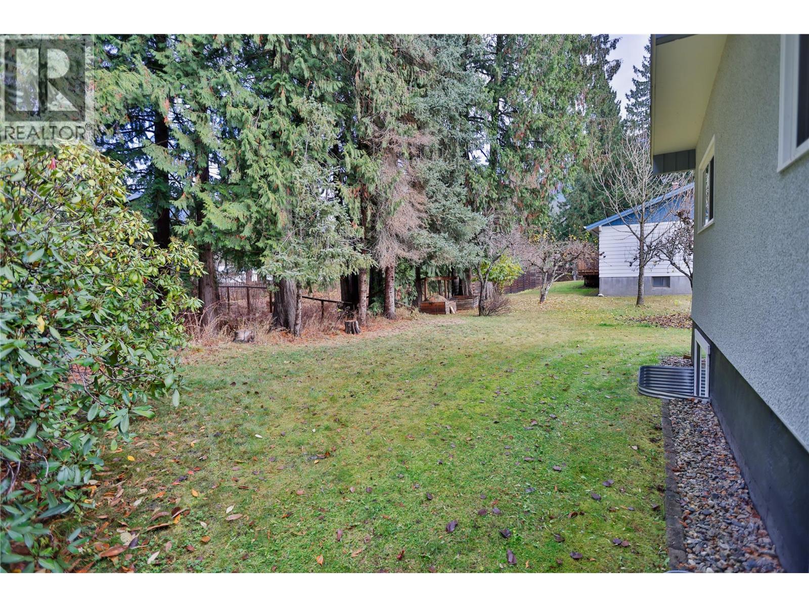 1438 Nichol Road, Revelstoke