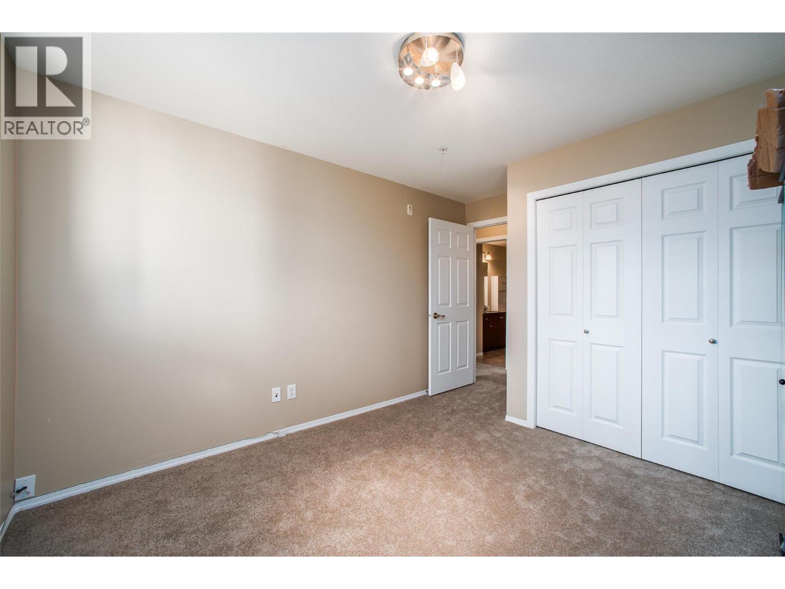 1514 1875 Country Club Drive, Kelowna