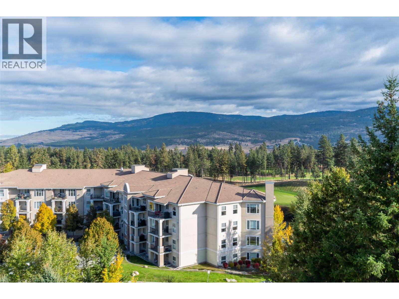 1514 1875 Country Club Drive, Kelowna