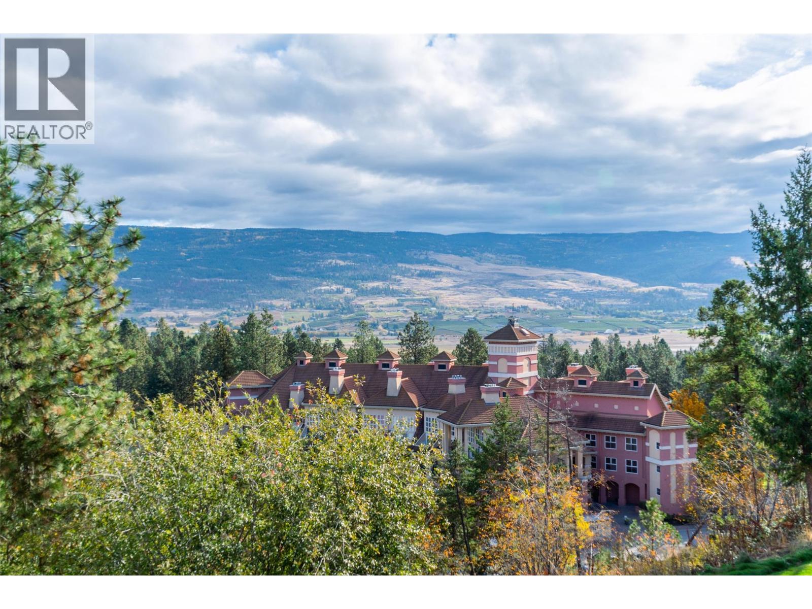 1514 1875 Country Club Drive, Kelowna