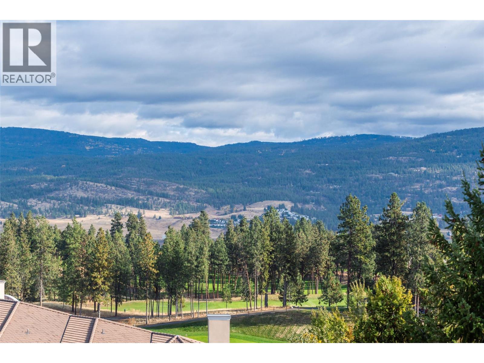1514 1875 Country Club Drive, Kelowna