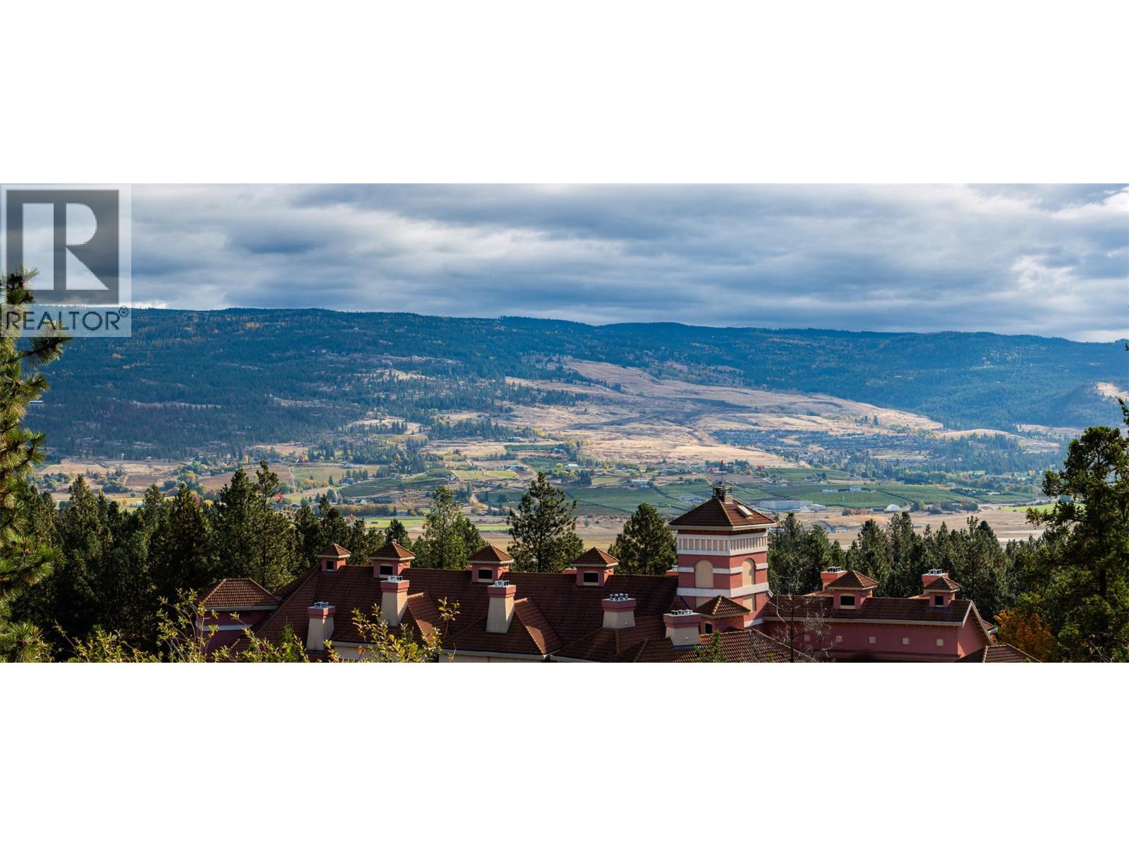 1514 1875 Country Club Drive, Kelowna