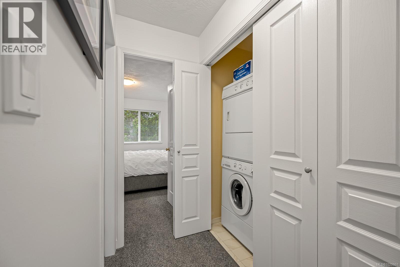 4 1275 Guthrie Rd, Comox