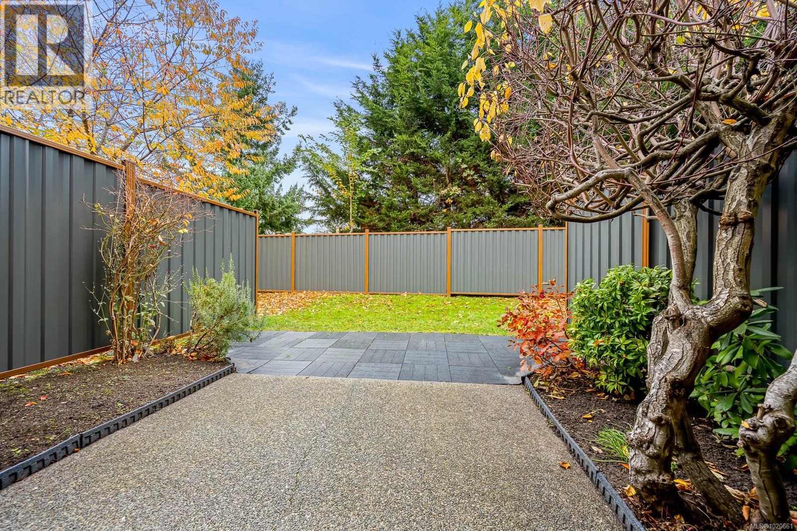 4 1275 Guthrie Rd, Comox