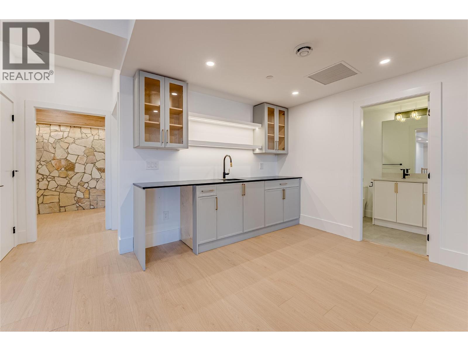  8924 Tavistock Road, Vernon