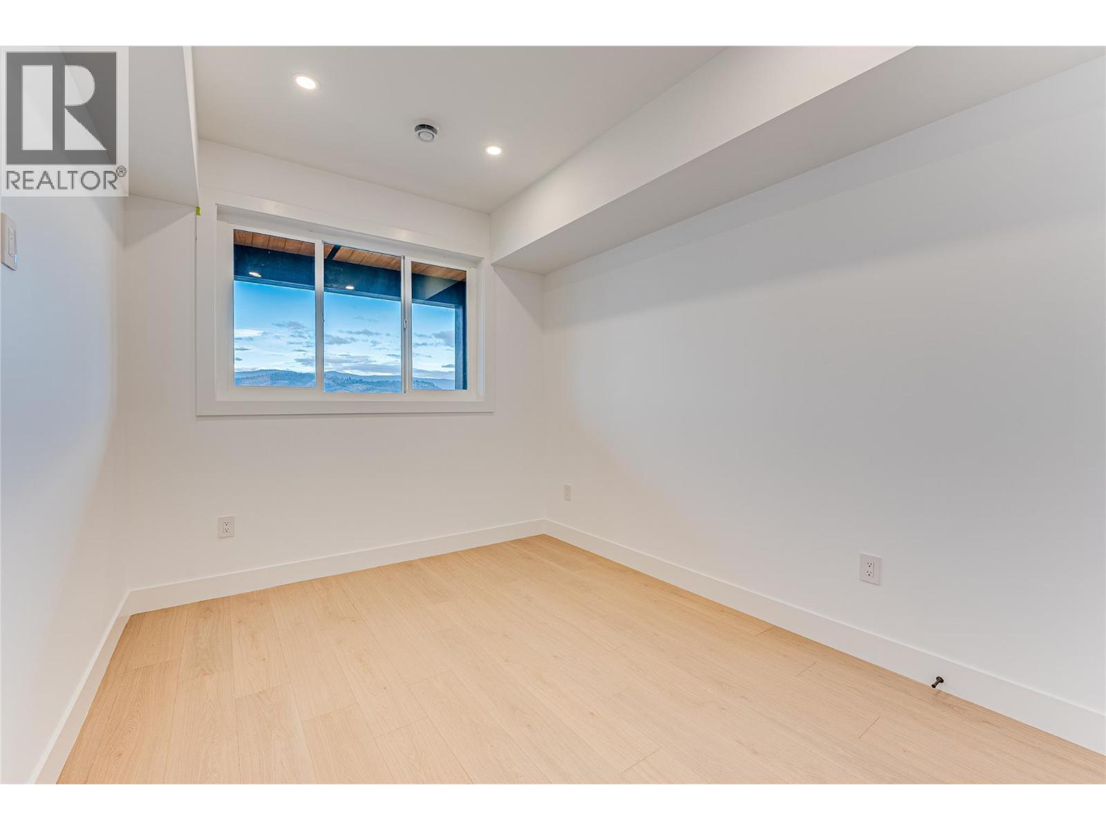  8924 Tavistock Road, Vernon