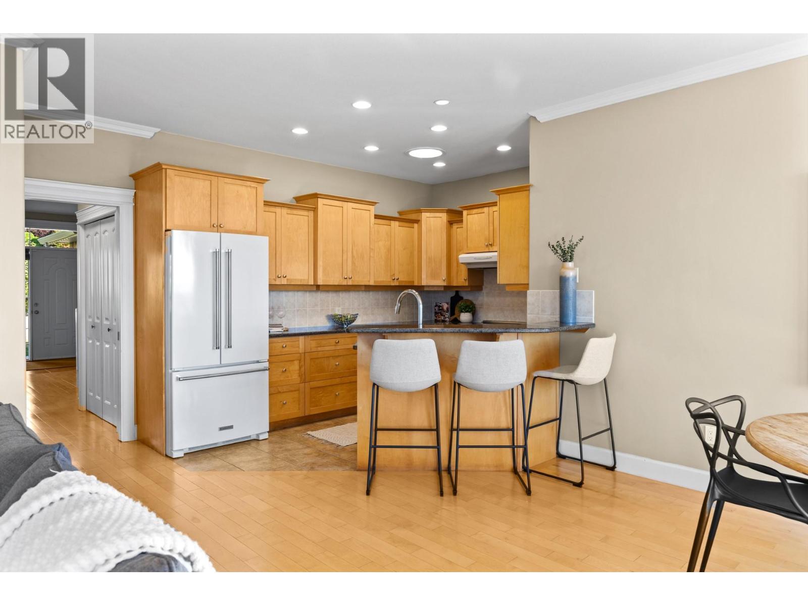  2591 Lake Breeze Court, Lake Country