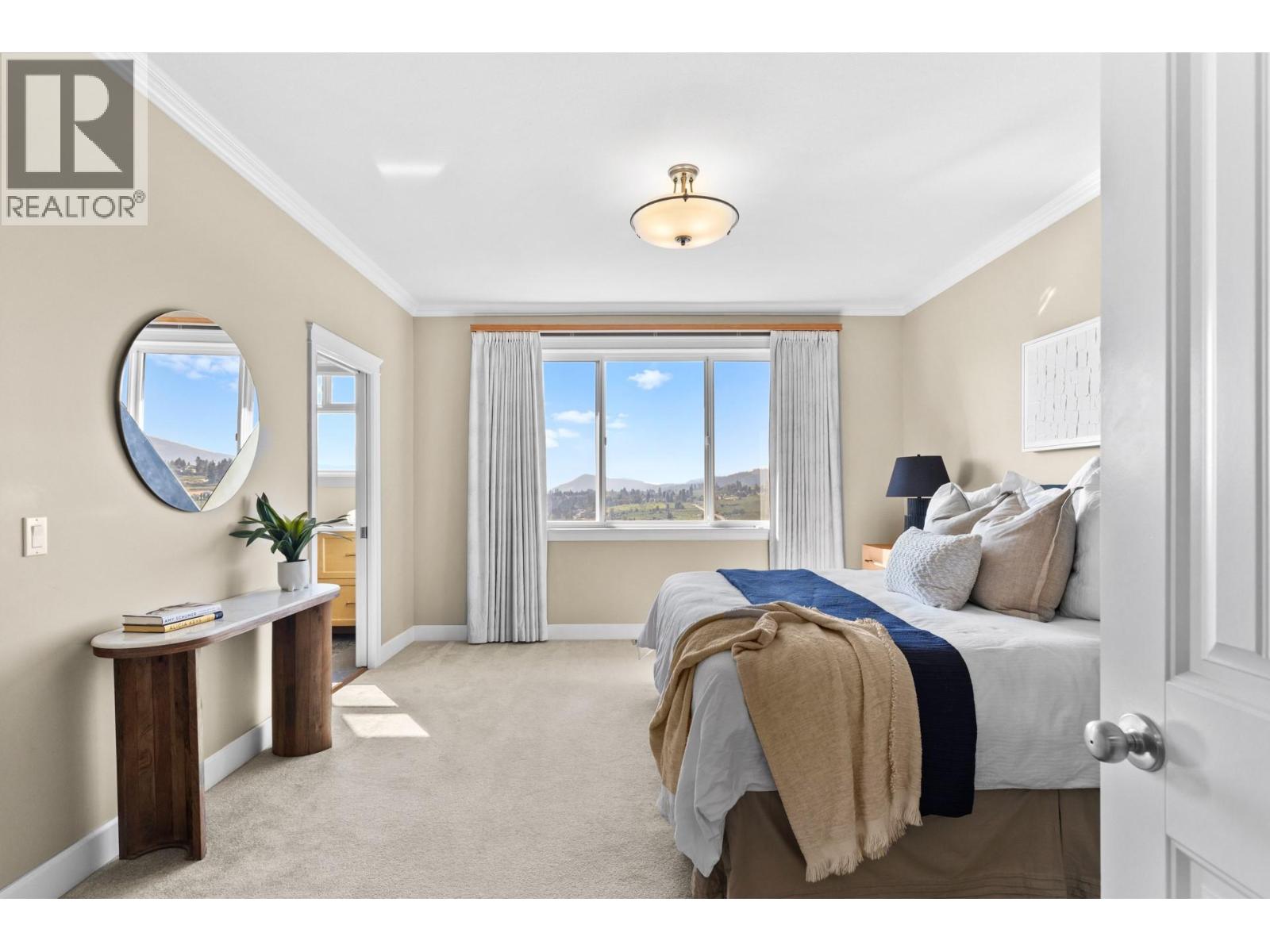  2591 Lake Breeze Court, Lake Country