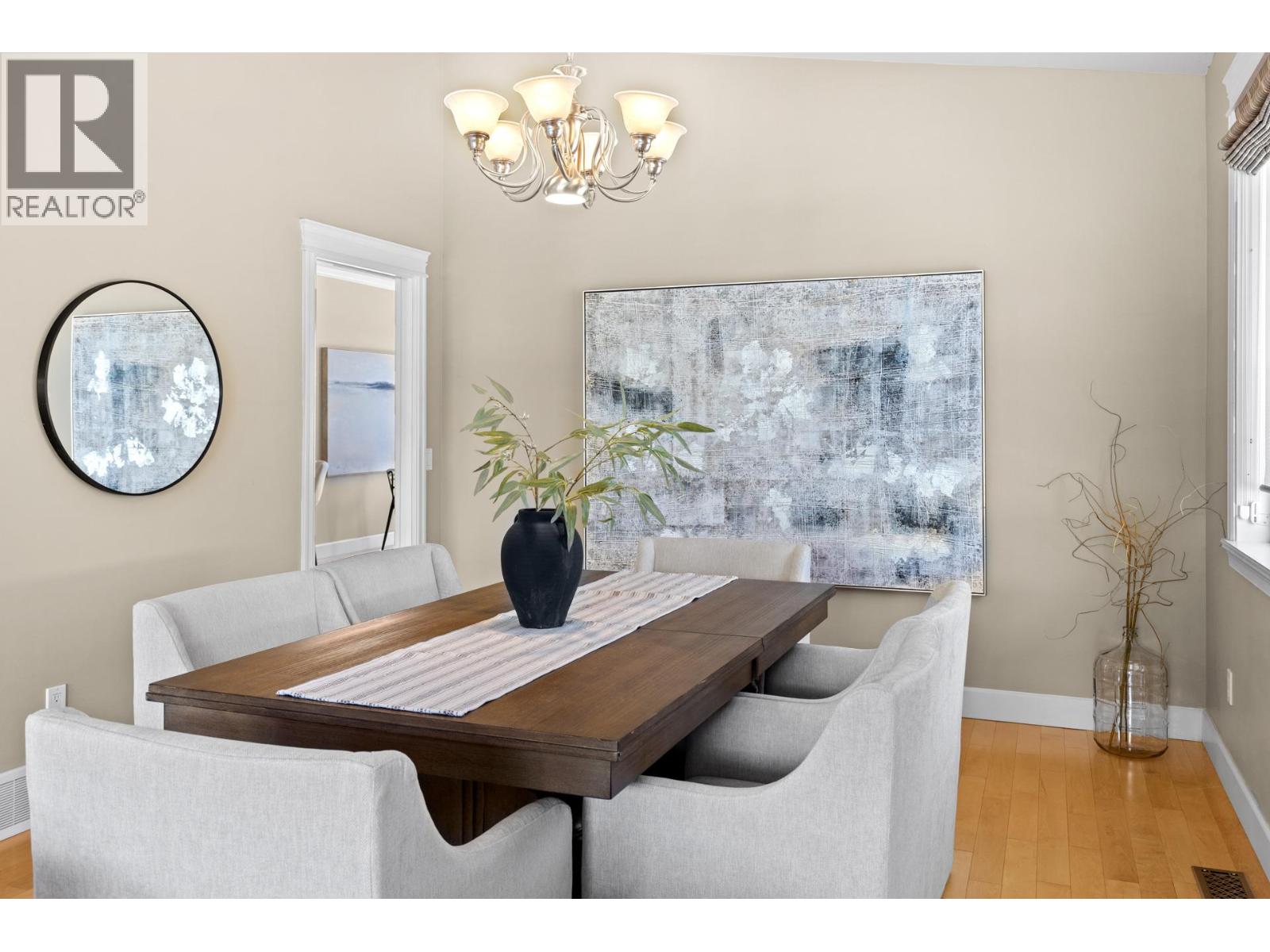  2591 Lake Breeze Court, Lake Country