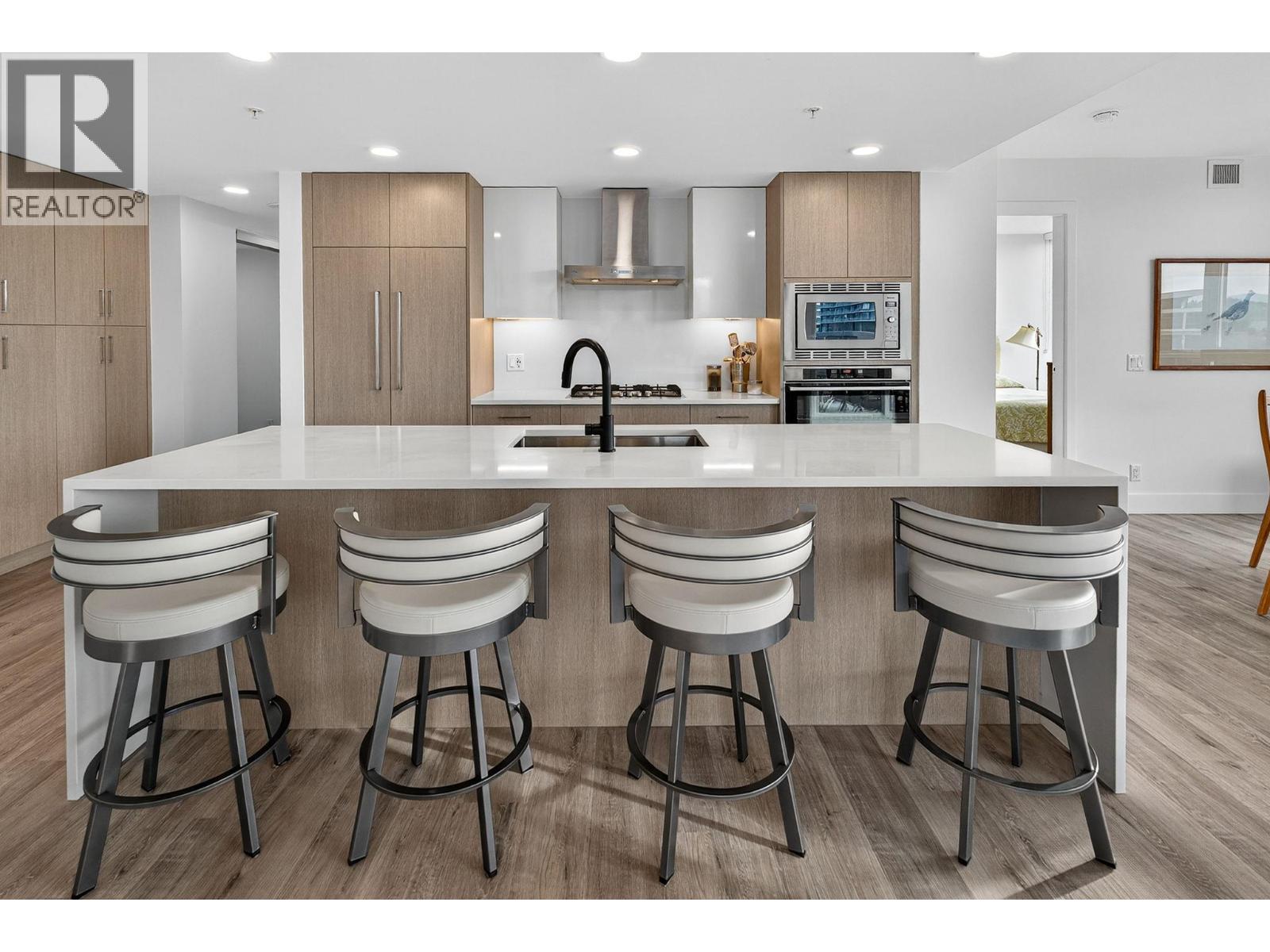 708 1588 Ellis Street, Kelowna