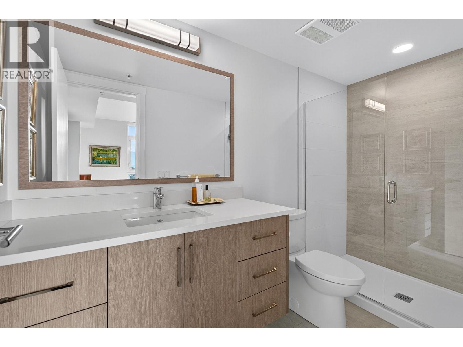 708 1588 Ellis Street, Kelowna