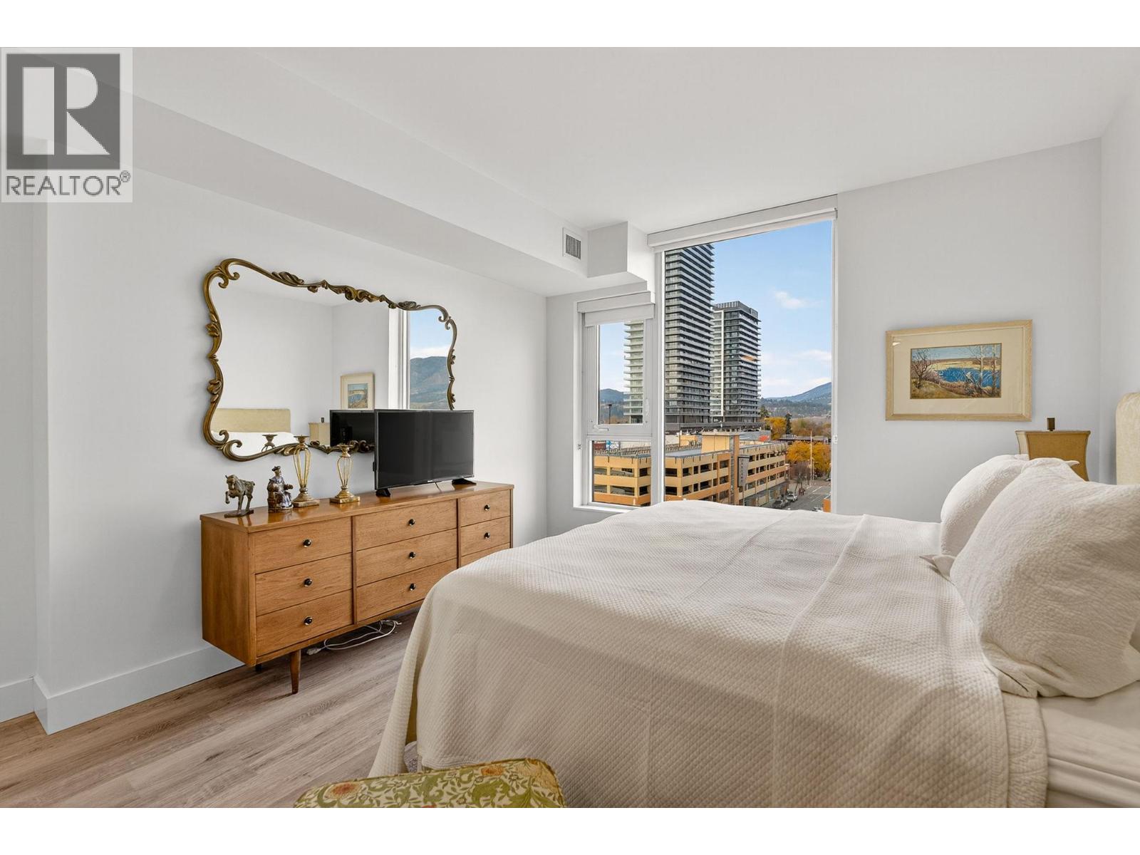 708 1588 Ellis Street, Kelowna