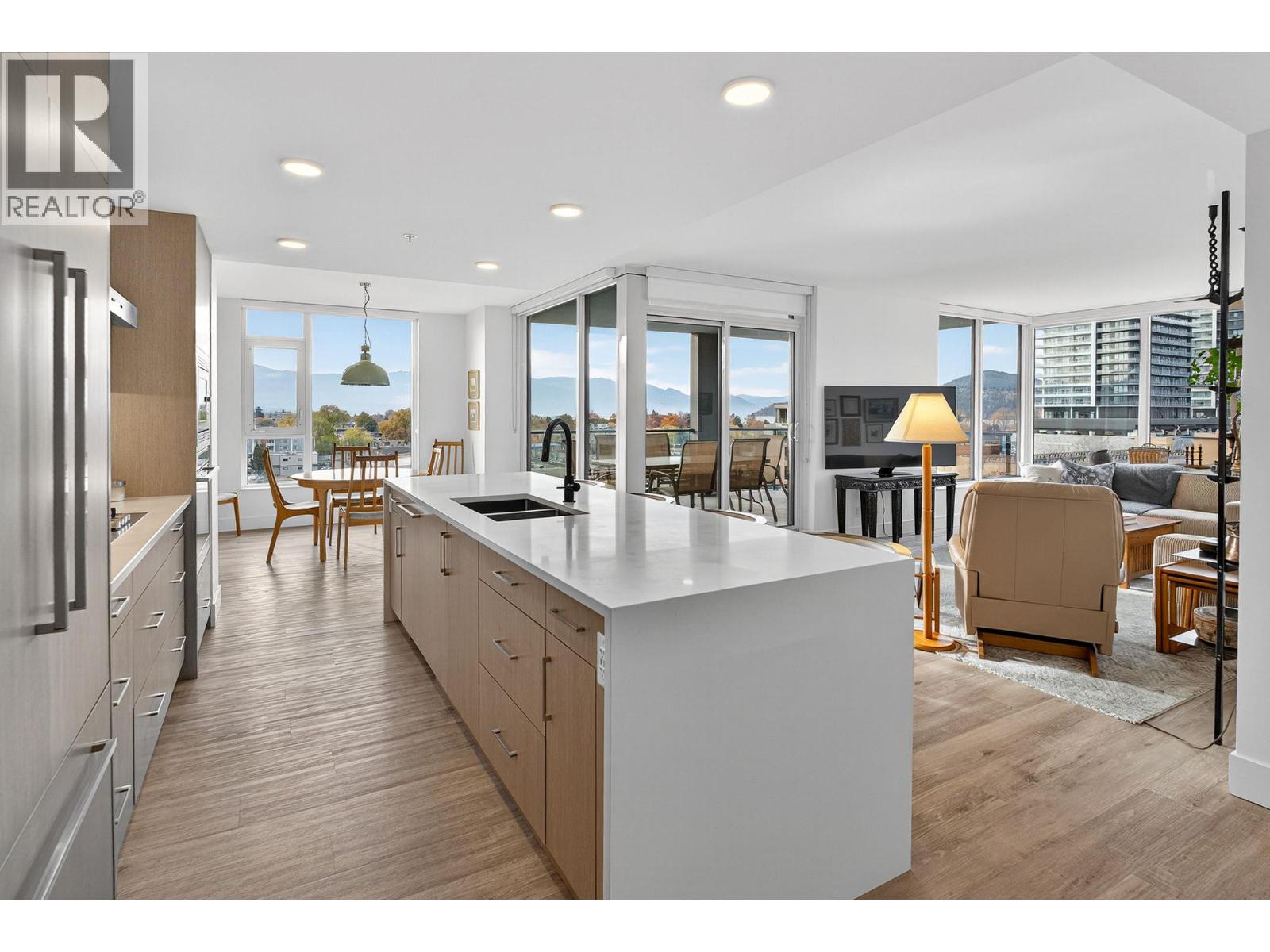 708 1588 Ellis Street, Kelowna