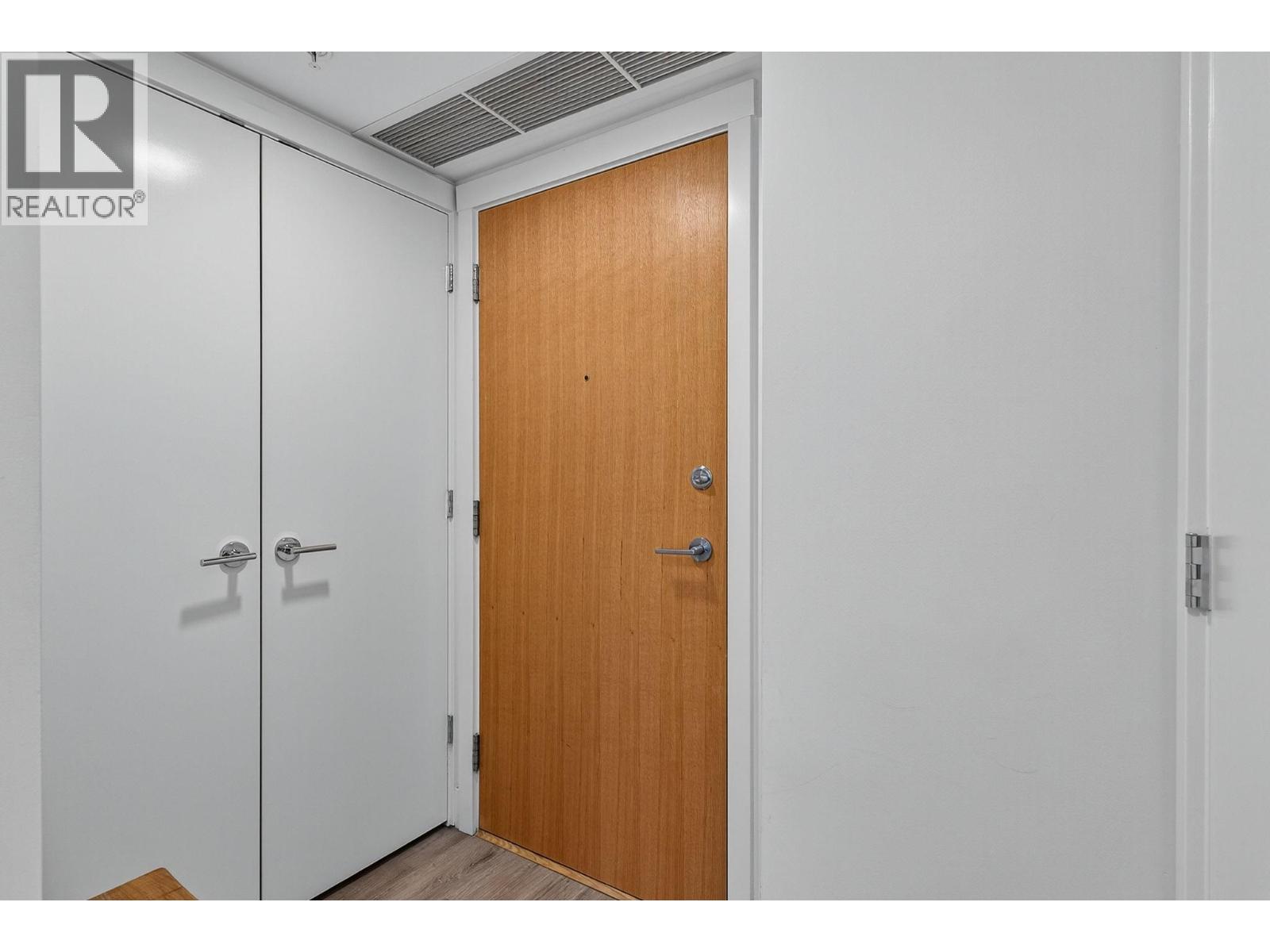 708 1588 Ellis Street, Kelowna