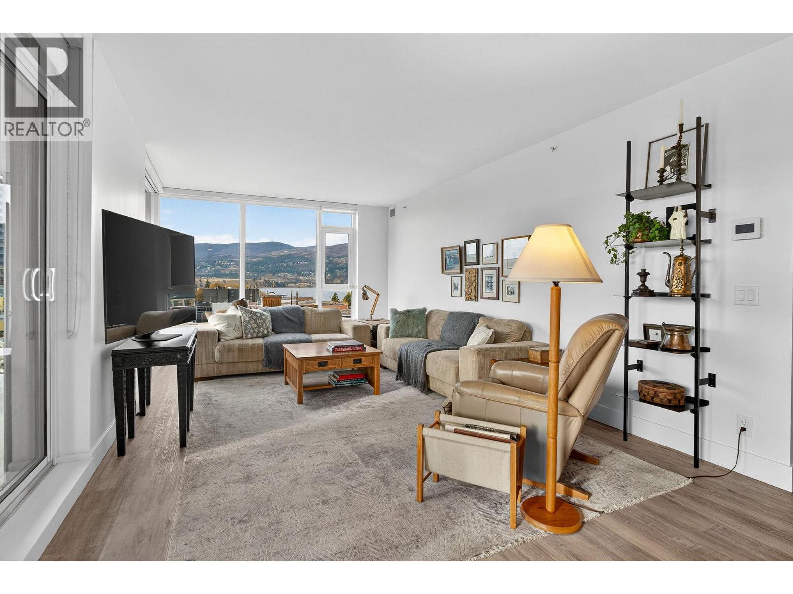 708 1588 Ellis Street, Kelowna