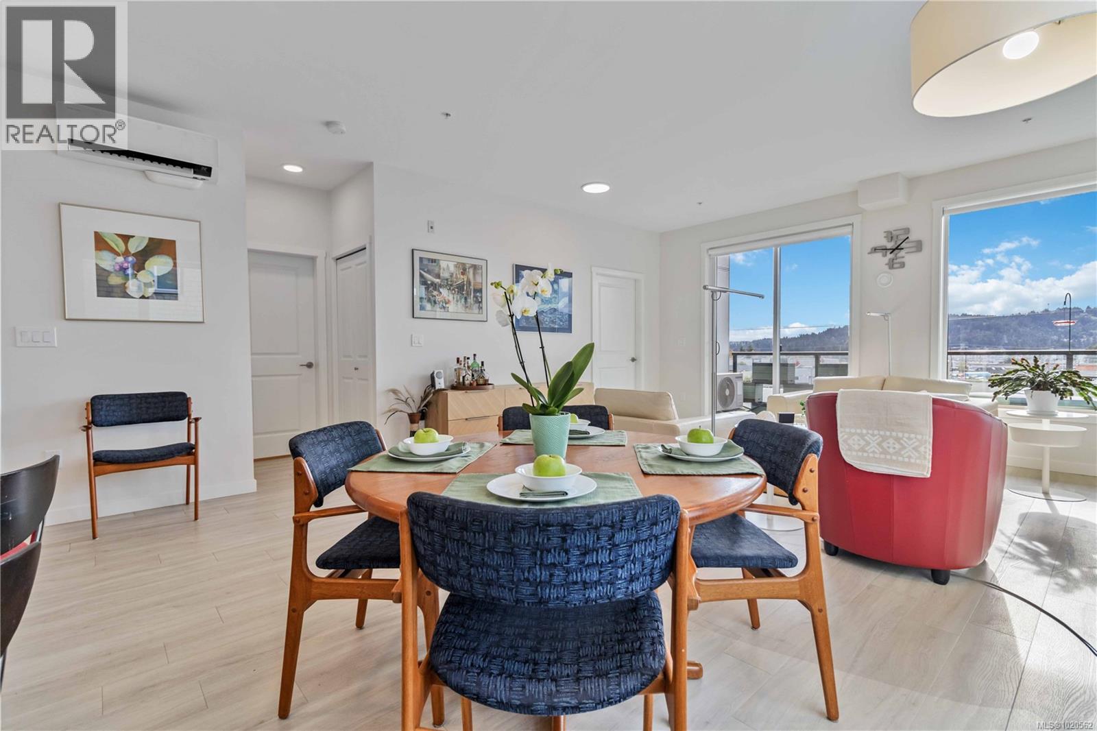 407 842 Orono Ave, Langford