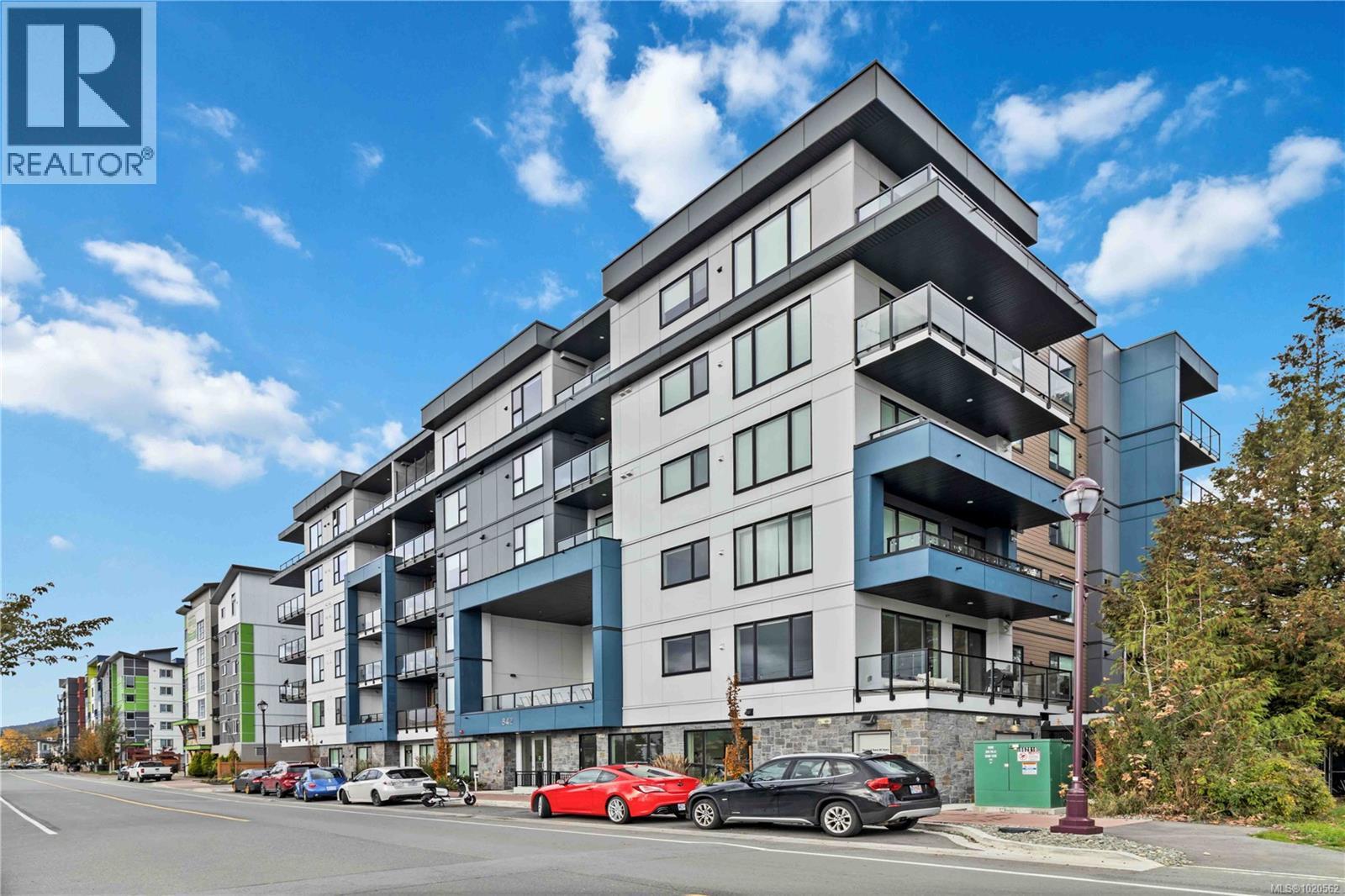 407 842 Orono Ave, Langford