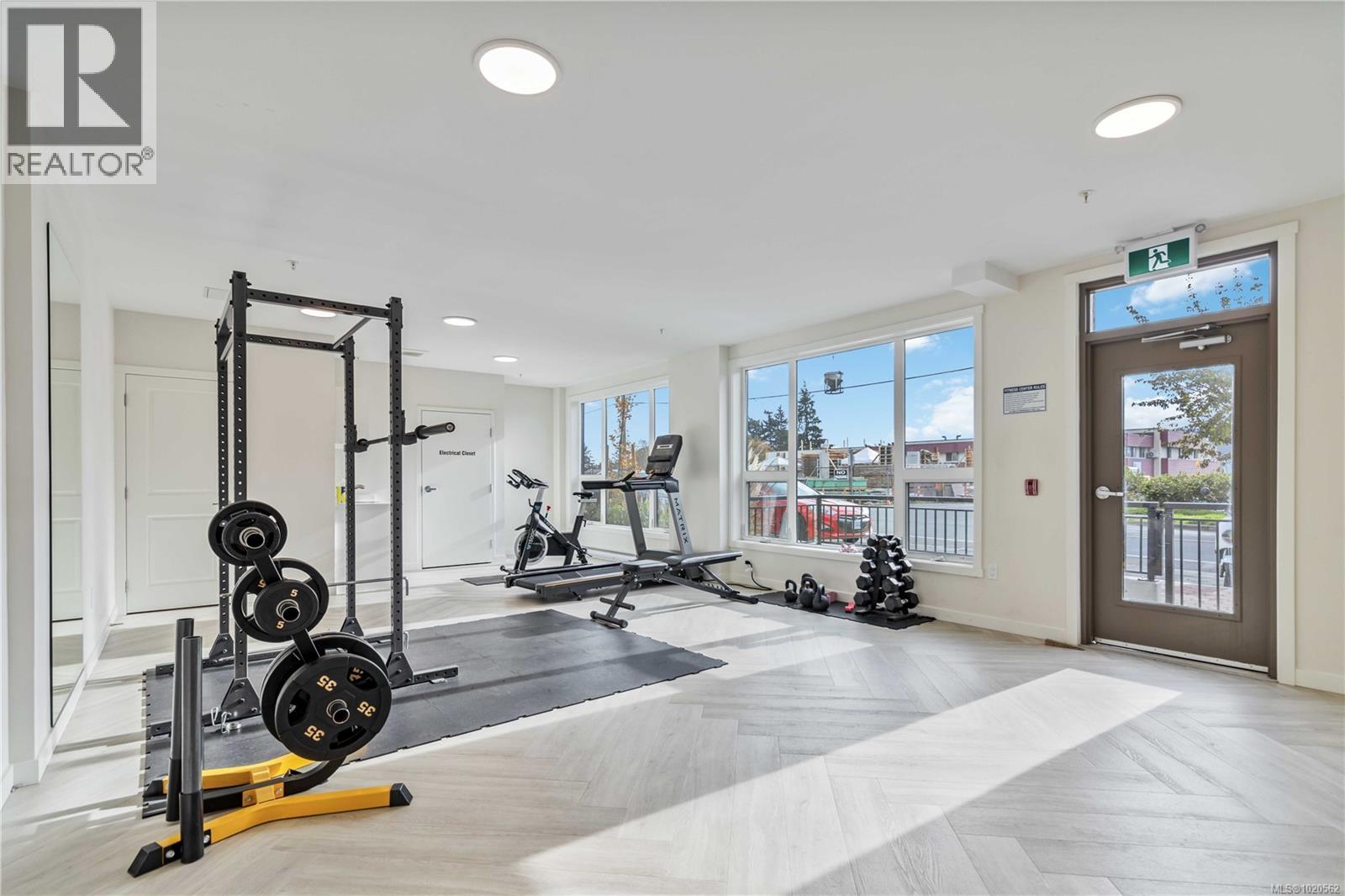 407 842 Orono Ave, Langford