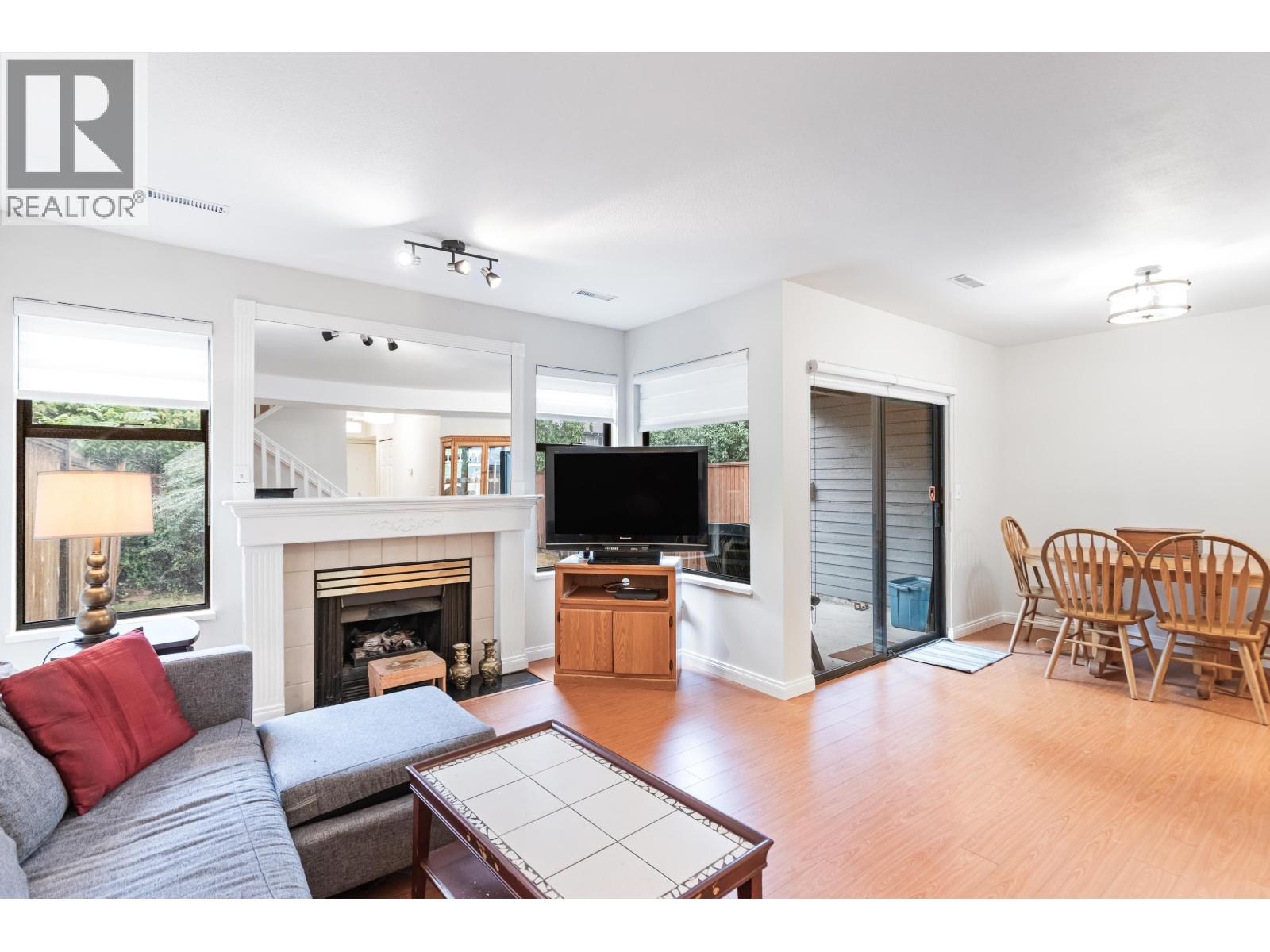 12 20681 THORNE AVENUE, Maple Ridge