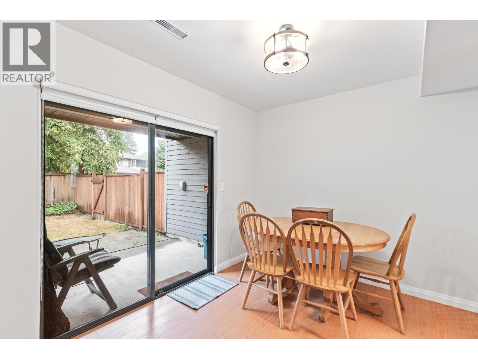 12 20681 THORNE AVENUE, Maple Ridge