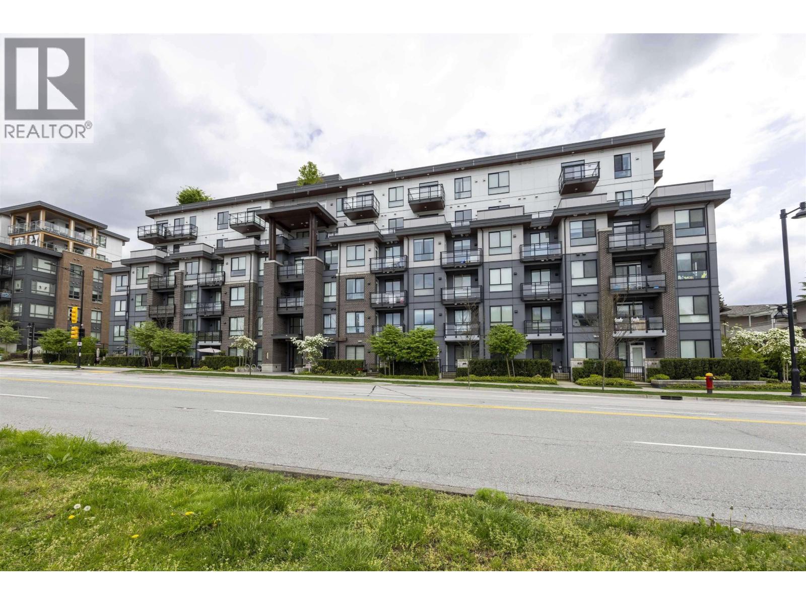 314 700 CLARKE ROAD, Coquitlam