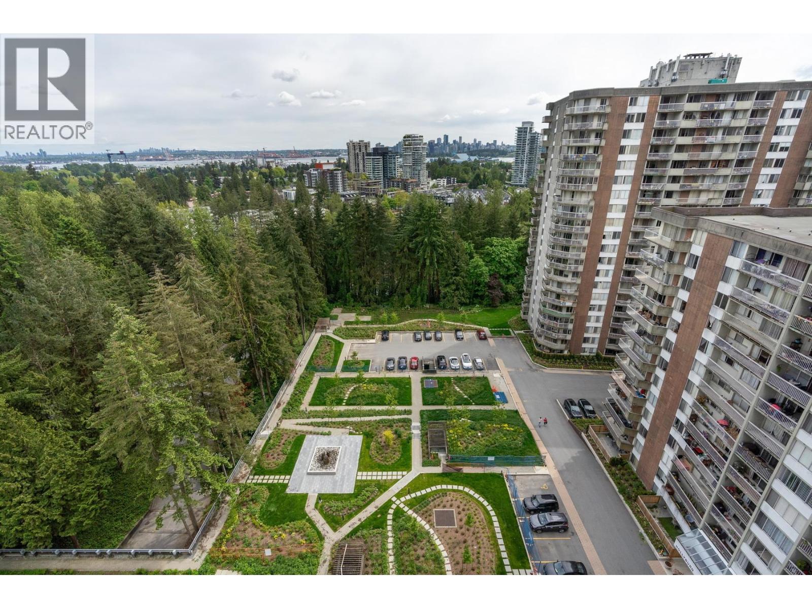 1610 2016 FULLERTON AVENUE, North Vancouver