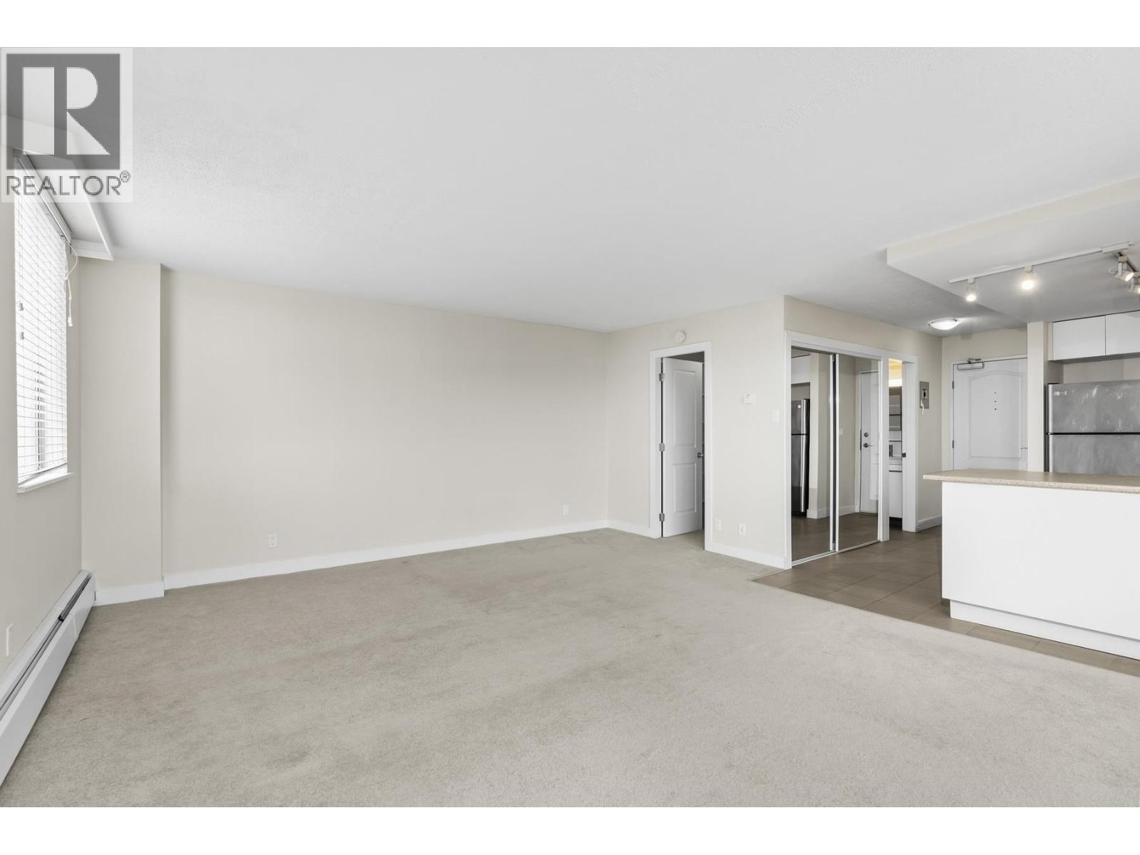 1610 2016 FULLERTON AVENUE, North Vancouver